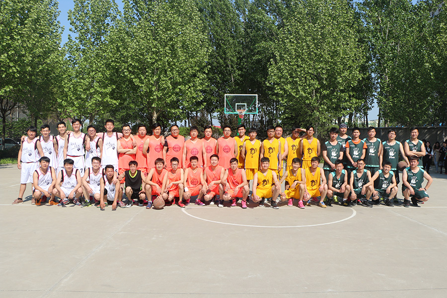 青春無畏，逐夢揚威！河南青峰屆“創(chuàng)新杯”員工籃球聯(lián)賽首戰(zhàn)圓滿落幕！